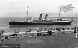 Isle Of Man Boat Leaving c.1950, Fleetwood