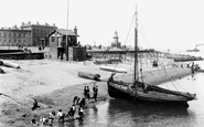 The Beach And Lower Lightouse 1892, Fleetwood