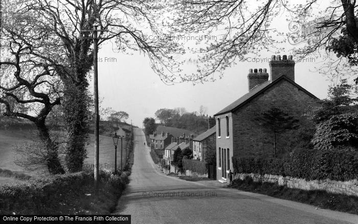 Photo of Flint Mountain, The Village 1936