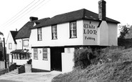 Fobbing, White Lion Hotel c1955