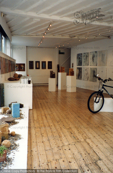 Photo of Folkestone, George's House Gallery Interior 2004