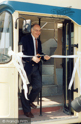 Michael Howard Opening Tour Bus 2004, Folkestone