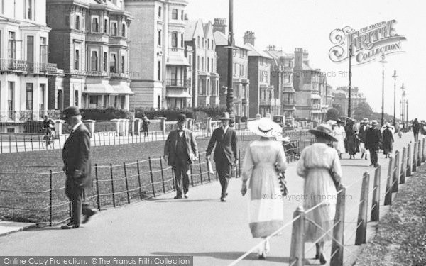 Photo of Folkestone, People, The Leas 1918