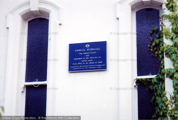 Photo of Folkestone, Samuel Plimsoll Plaque 2004