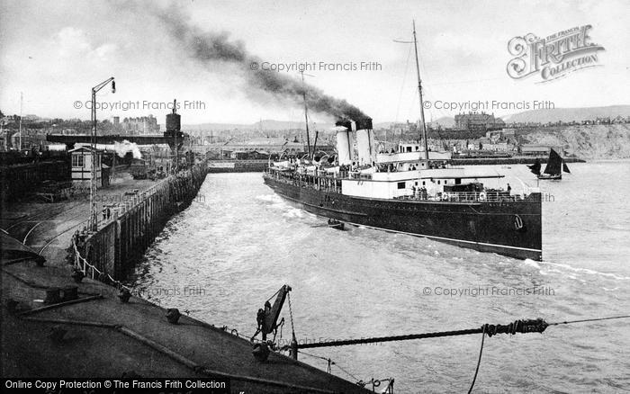 Photo of Folkestone, The Harbour, S.S. Invicta 1912