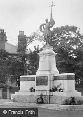 Folkestone, War Memorial 1927