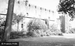 Castle 1949, Fonmon