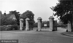 The Gates, Dulwich Park c.1955, Forest Hill