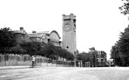 Forest Hill, the Horniman Museum c1950