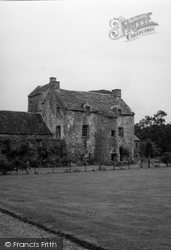 Invermay Old House c.1955, Forteviot