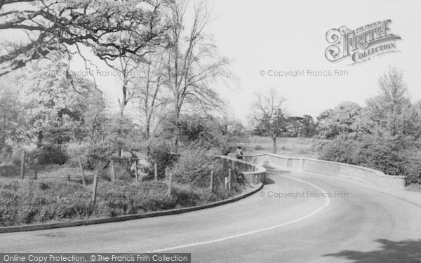 Photo of Forty Hill, Maidens Bridge c.1955