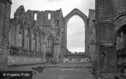 Abbey Ruins 1952, Fountains Abbey