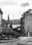 Couple 1920, Fowey