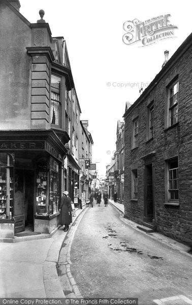 Photo of Fowey, Fore Street 1920