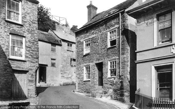 Photo of Fowey, House On The Walls 1908