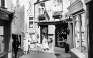 Lostwithiel Street c.1960, Fowey