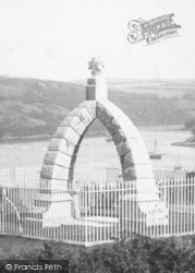Rashleigh Mausoleum 1908, Fowey