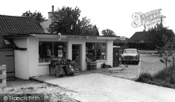 The Post Office c.1960, Framingham Earl