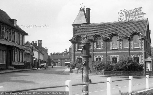 Photo of Framlingham, Albert Place c.1955