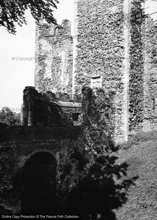 Photo of Framlingham, Castle c.1950