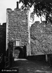 Castle c.1950, Framlingham