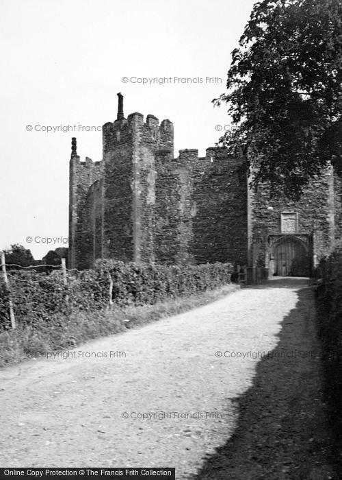 Photo of Framlingham, Castle c.1950