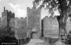 The Castle 1929, Framlingham
