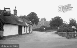 The Castle And Inn c.1955, Framlingham