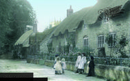 Village 1906, Frampton