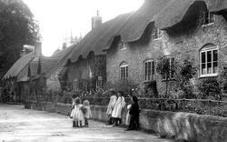 Village 1906, Frampton