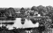 Pond Hotel 1925, Frensham