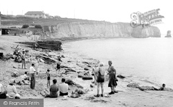 The Beach c.1965, Freshwater Bay