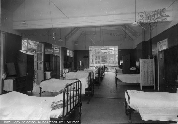 Photo of Frodsham, A Ward, Crossley Sanatorium c.1935