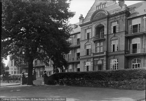 Photo of Frodsham, Crossley Sanatorium, Kingswood c.1950