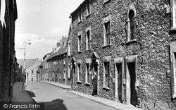 Quaint Stone Houses, Broad Street c.1950, Frome