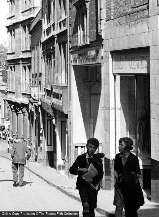 Photo of Frome, School Children c.1950