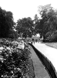 Bishop's Park c.1955, Fulham