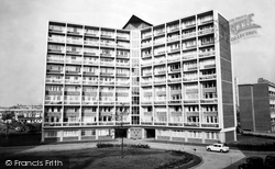 Fulham, Clem Attlee Court c1965