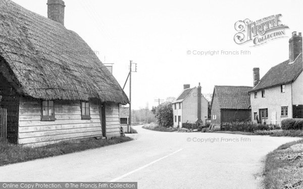 Photo of Fyfield, Main Road c.1955
