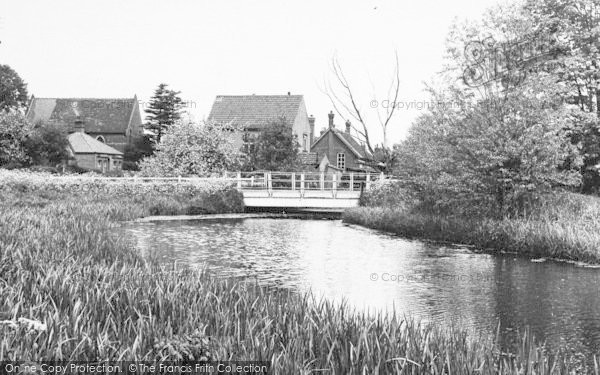 Photo of Fyfield, The Bridge c.1955