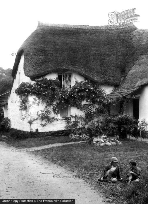 Photo of Galmpton, Pretty Cottage 1927