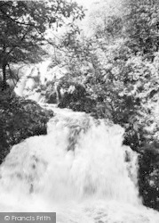 Rhaeadr Ddu Falls c.1955, Ganllwyd