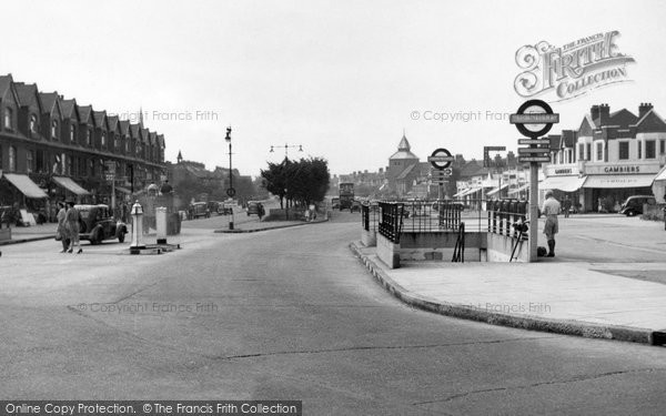 Photo of Gants Hill, Woodford Avenue c.1950