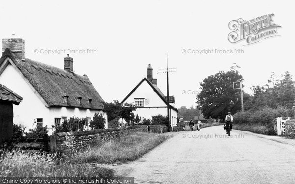 Photo of Garboldisham, Bury St Edmunds Road c1955