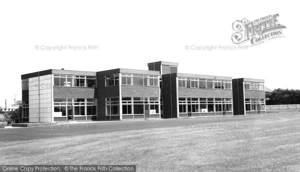 Photo of Garforth, Ninelands Primary School c.1965