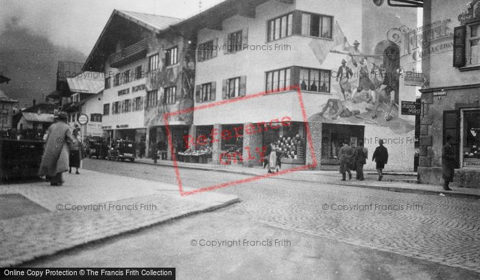 Photo of Garmisch Partenkirchen, Street Scene c.1935