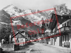 View Showing Zugspitze, Waxenstein And Apspitze c.1935, Garmisch-Partenkirchen