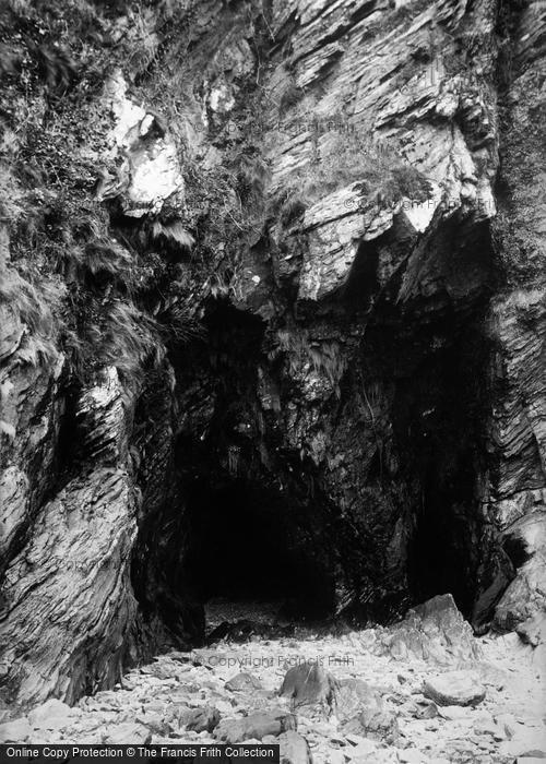 Photo of Garwick Glen, Cave 1896
