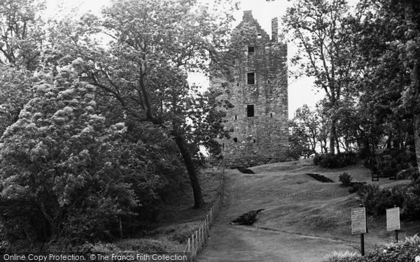 Photo of Gatehouse Of Fleet, Cardoness Castle c.1960