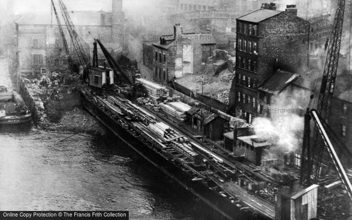Photo of Gateshead, Gillgate Quay c.1900
